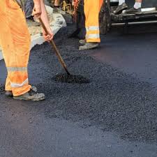 Best Asphalt Driveway Installation  in Carnesville, GA